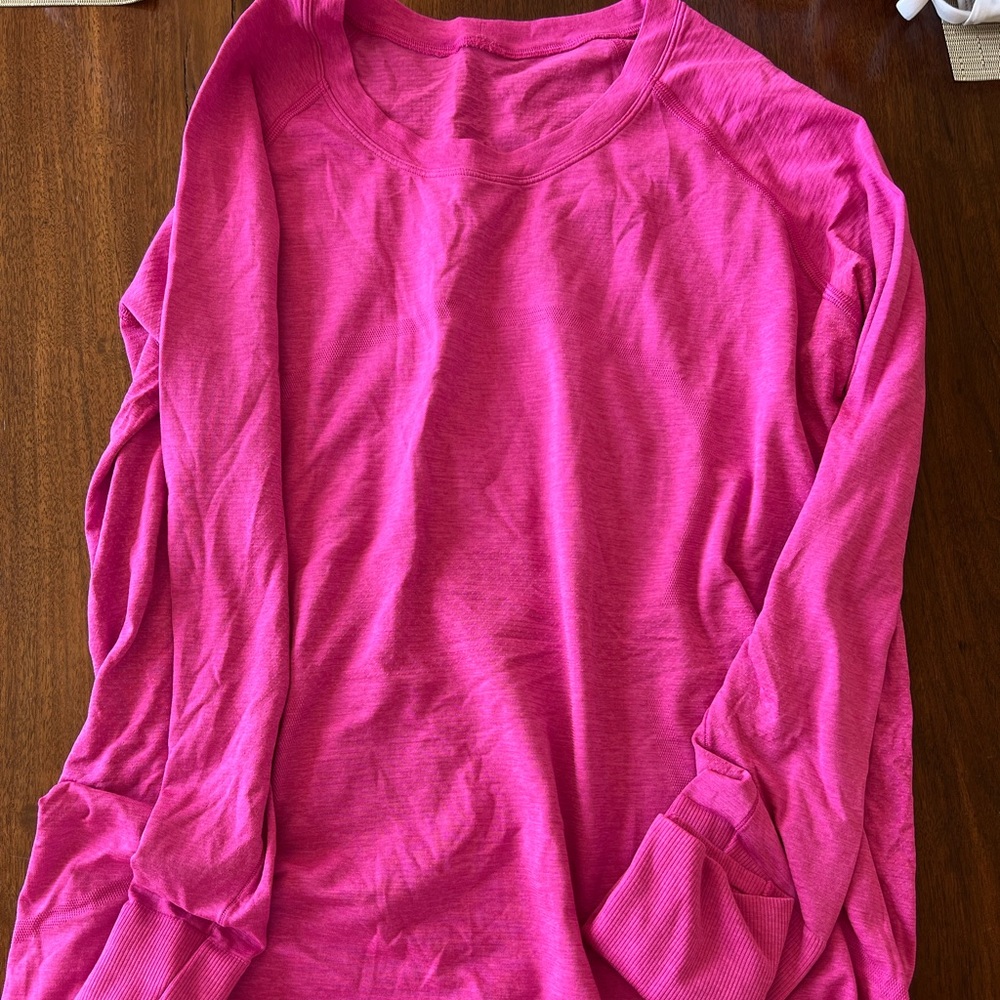 SONIC PINK LULULEMON LONG SLEEVE SWIFTLY SHIRT